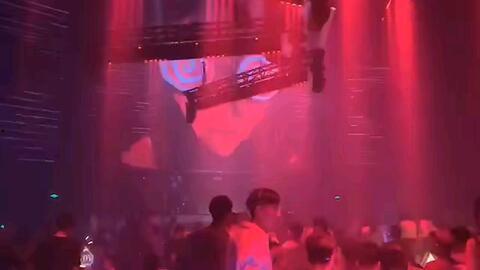 西安酒吧爆料事件视频,揭秘幕后真相 第3张 西安酒吧爆料事件视频,揭秘幕后真相 第3张